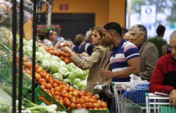 Los precios mundiales de los alimentos suben por segundo mes consecutivo en abril, según la FAO