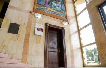 Solicitan prisión contra hombres acusados de usurpar identidad de fiscal de Santiago