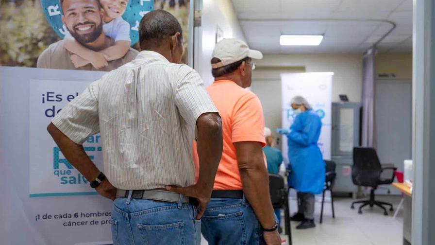 Uno de cada seis hombres enfrentará cáncer de próstata: alertan oncólogos Uno de cada seis hombres enfrentará cáncer de próstata: alertan oncólogos