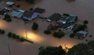 Aumentan a 57 las muertes por las inundaciones en el sur de Brasil