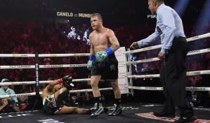Canelo Álvarez retiene título indiscutible, con triunfo por fallo unánime sobre Munguía