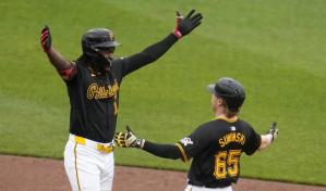 Dominicano Oneil Cruz con cuadrangular de dos carreras lider&oacute; triunfo de Piratas ante Rockies, 5-3