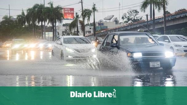 COE aumenta a 25 el número de provincias en alerta por lluvias