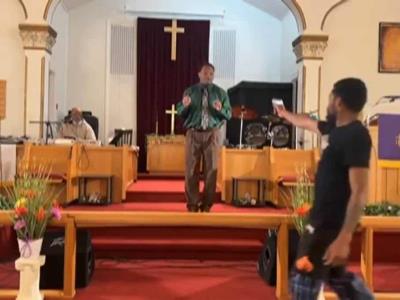Hombre intentó disparar contra pastor en iglesia de Pensilvania