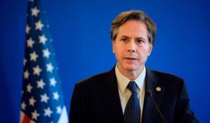 Blinken advierte en Guatemala que EEUU sancionará a quienes faciliten migración irregular