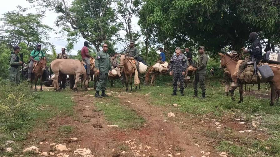 Apresan a 439 personas durante operativo en Los Haitises