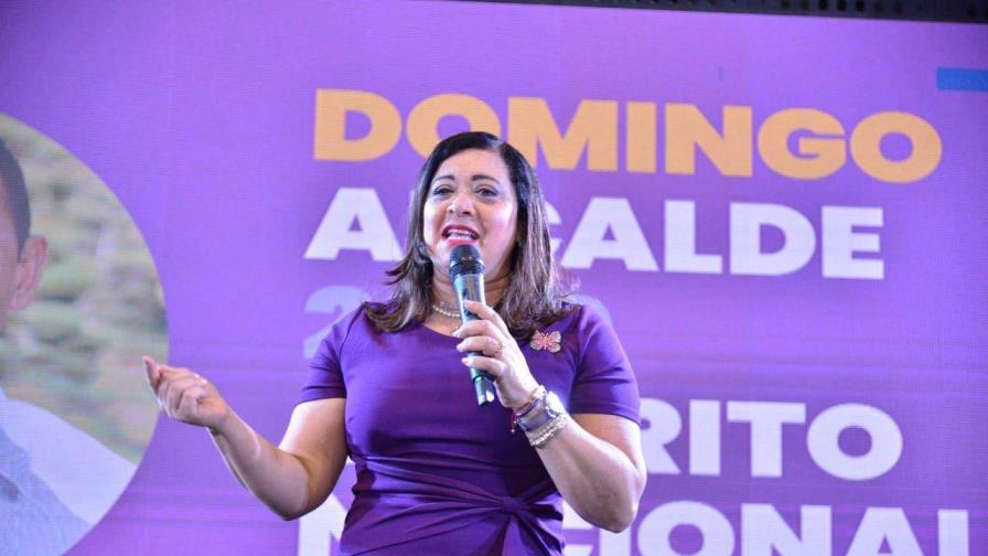 Sandra Abinader anuncia su apoyo a la reelección del presidente Abinader