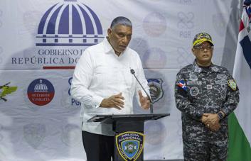 Formarán a 1,000 nuevos policías en escuelas de las Fuerzas Armadas