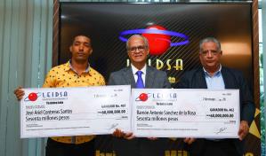 Leidsa entrega RD$120 millones a los ganadores 461 y 462 del Loto