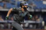 Amed Rosario llega al Licey y Estrellas adquieren a Diego Castillo en cambio de cinco jugadores