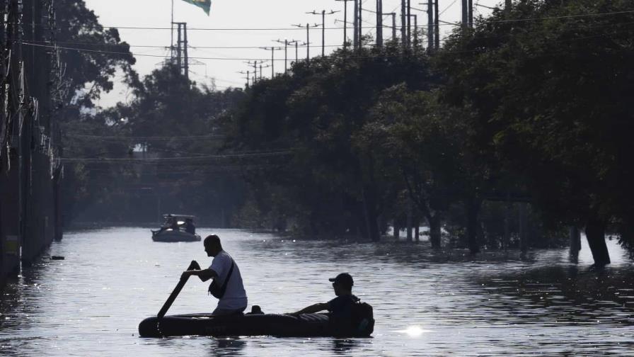 La ciudad brasileña de Porto Alegre se prepara para una nueva inundación récord