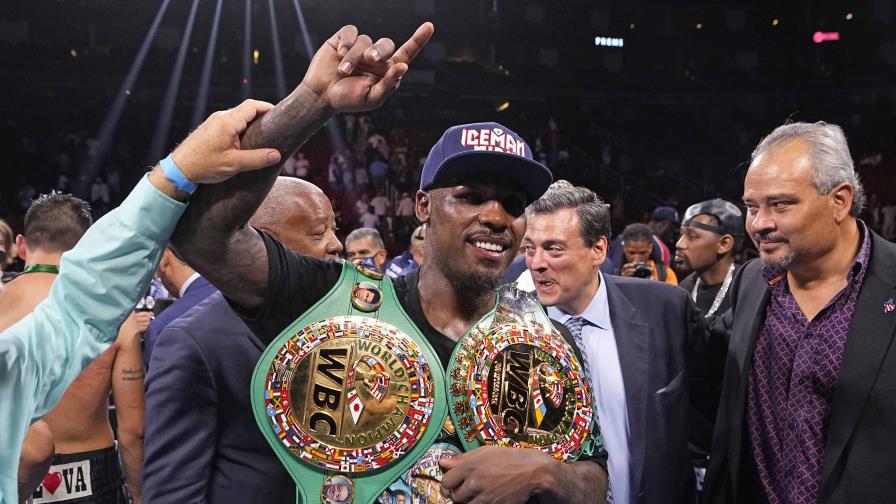 CMB despoja a Jermall Charlo de título tras su arresto; dominicano Adames es nuevo campeón