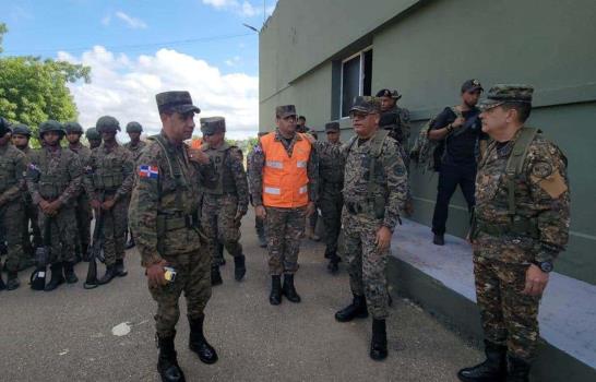 Comandante del Ejército asegura que la frontera se encuentra en total tranquilidad