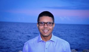 El escritor dominicano Juan Inirio publica dos nuevos libros