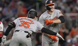 Hit de Mateo en entradas extra ayuda a Orioles a vencer a Nacionales y a evitar barrida