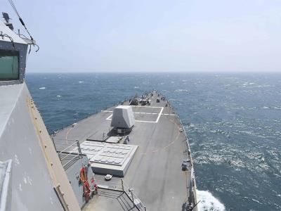 China critica el paso de buque de EEUU por Estrecho de Taiwán