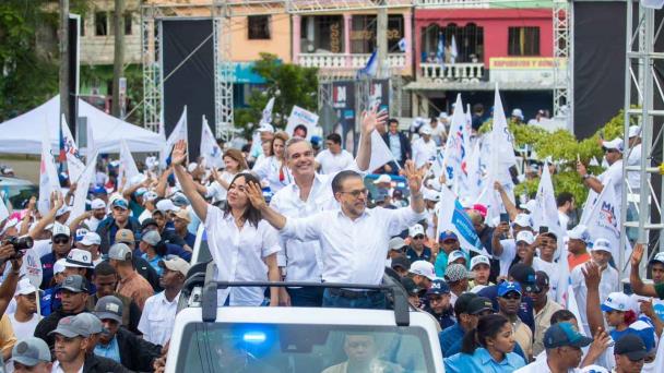 PRM cierra la campaña con 32 caravanas a celebrar en todo el país