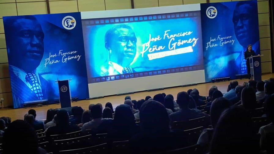 Premian a ganadores de concurso cinematográfico sobre vida y obra de Peña Gómez