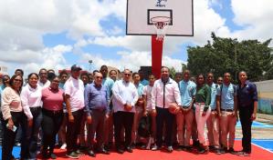 INEFI continúa promoviendo la práctica deportiva en politécnico Santa Ana, de Gualey
