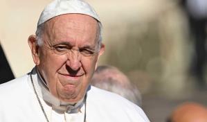 El papa bromea con un grupo de actores y humoristas de todo el mundo