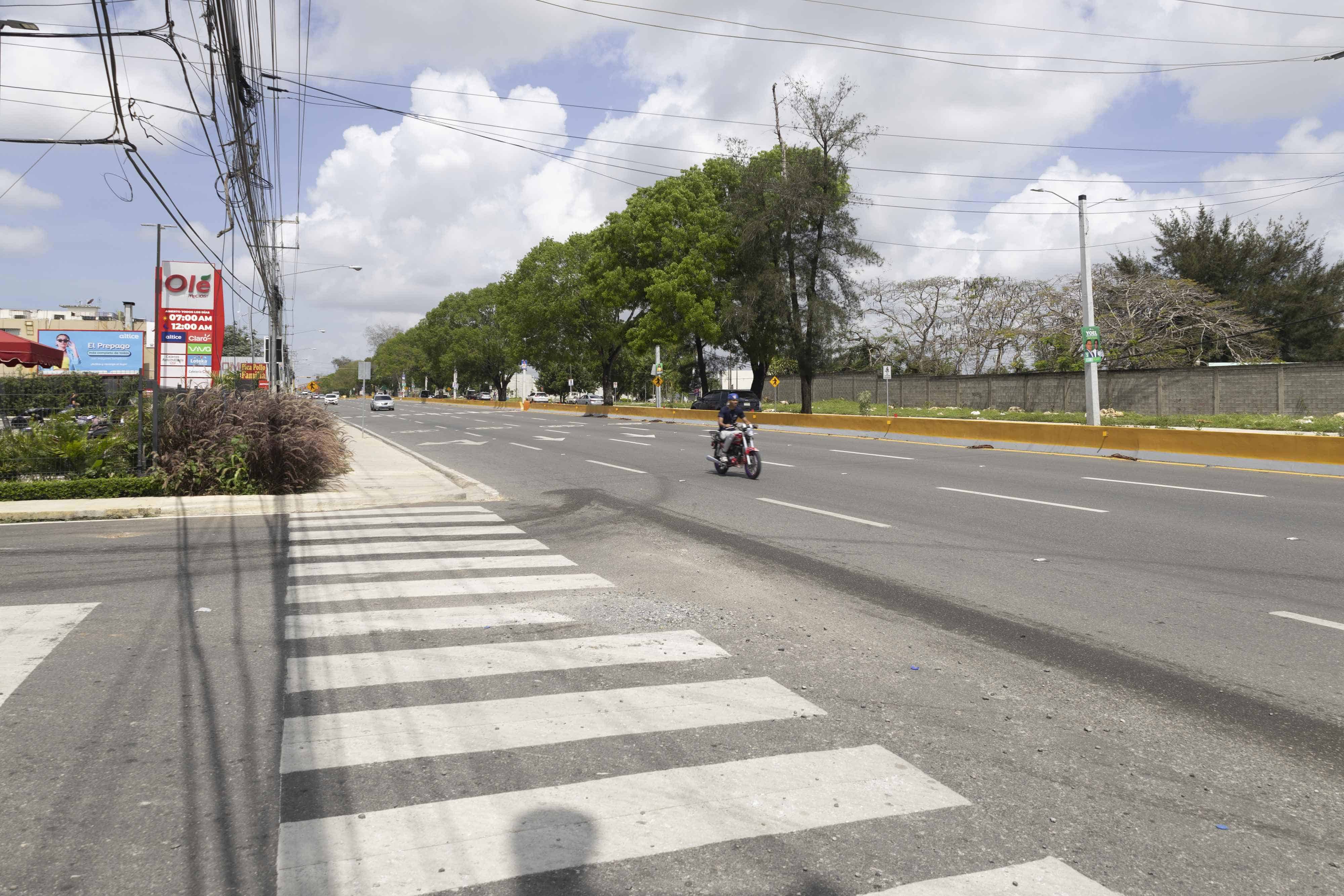 Algunos conductores no respetan la ley de Tránsito.