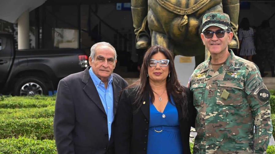 Fuerzas Armadas presentan libro "Comunicación Estratégica para la Defensa y Seguridad Nacional"