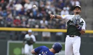 Díaz aporta 2 hits, incluido uno decisivo en triunfo de Rockies sobre Rangers