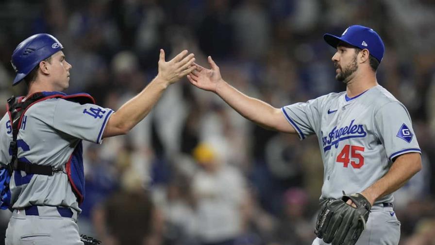 Hernández batea grand slam y Paxton lanza 6 sólidas entradas, Dodgers vencen a Padres