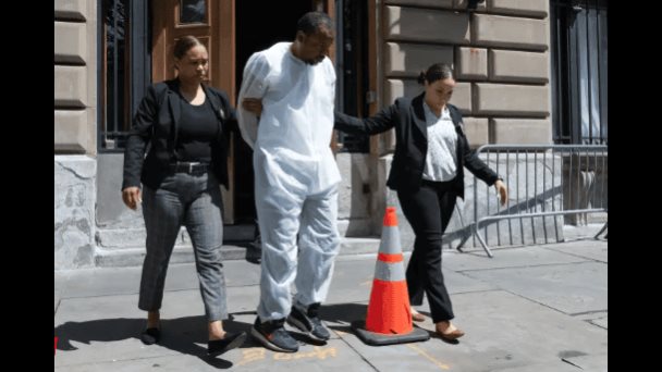 Arrestan al hombre que atacó a una mujer y la violó en una calle de Nueva York