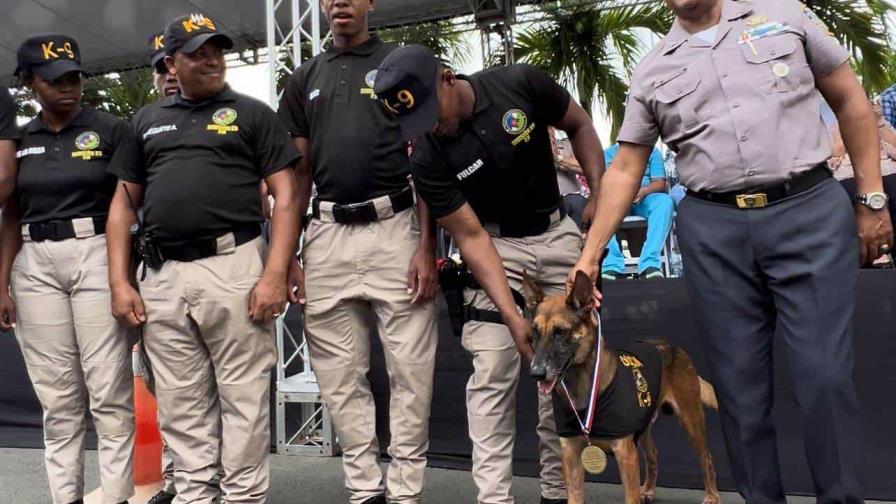 Policía Nacional despide con honores a Beker, integrante de la Unidad Canina K-9