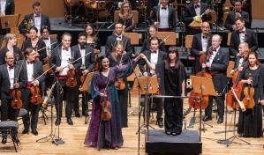 Aisha Syed se presenta junto a Filarmónica de Qatar