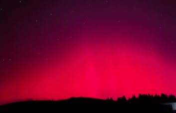 ¿Te perdiste las auroras boreales? Así se vió el cielo en varias partes del mundo