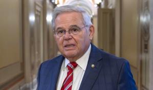 Empieza juicio a poderoso senador de origen cubano Bob Menéndez