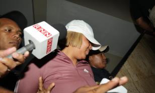 La mujer que mató a su jefe chino, viajó ilegalmente por 6 países y que alega defensa propia