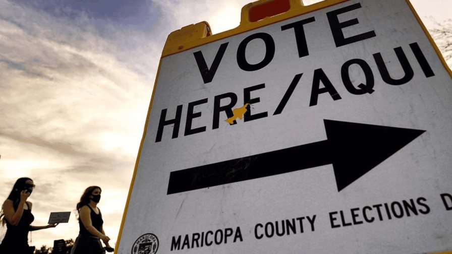 Avanza en Arizona una ley para que los votantes decidan sobre fuertes medidas migratorias