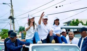 Miguel Vargas dice que el Gobierno empeña el país y ha tomado más de US$40 mil millones en préstamos