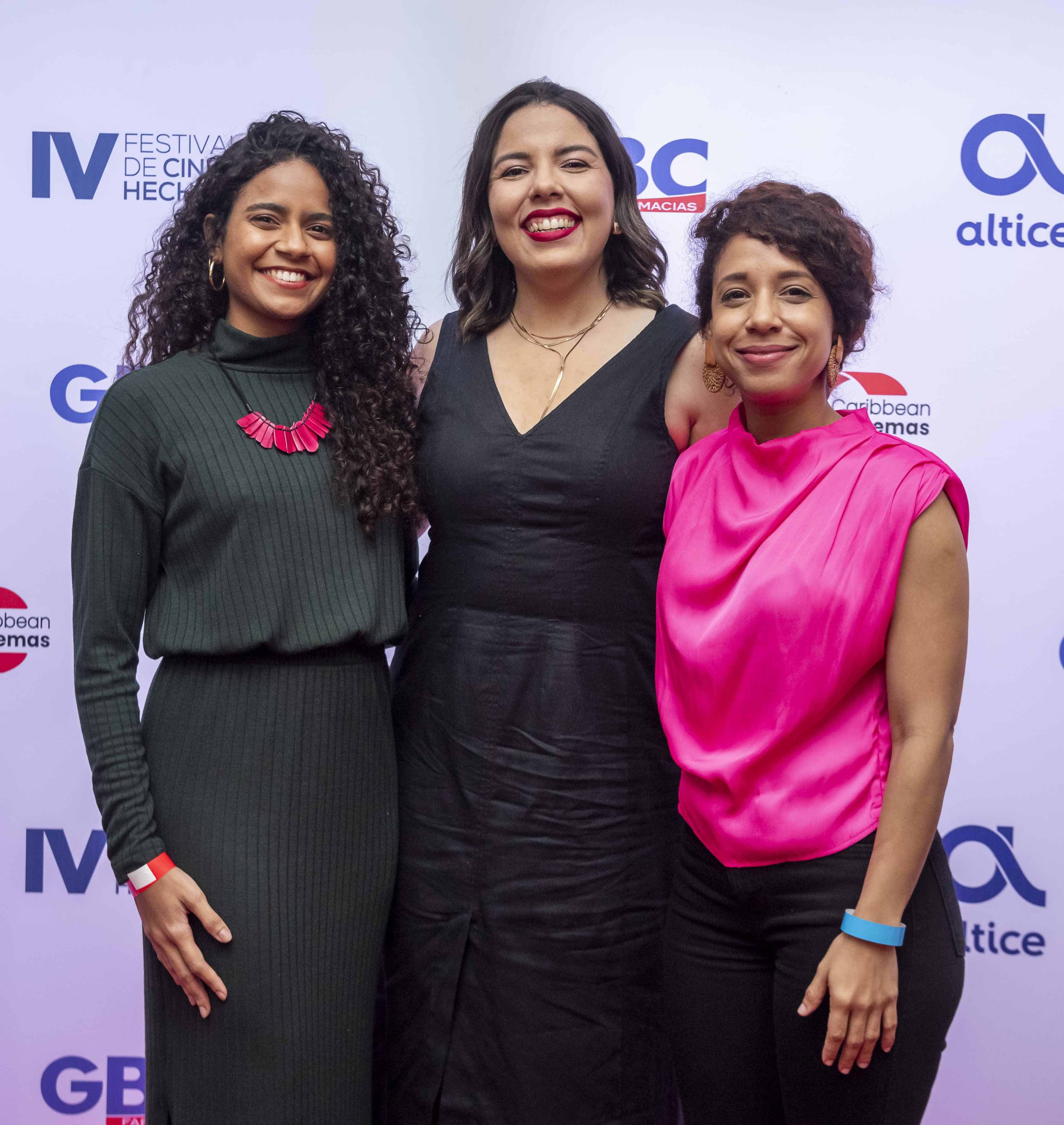 Nicole Pichardo, violeta Lockhart y Alexandra Santana.