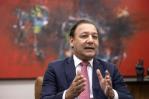 Abel Martínez cuestiona el precio de los combustibles, estando el petróleo tan barato