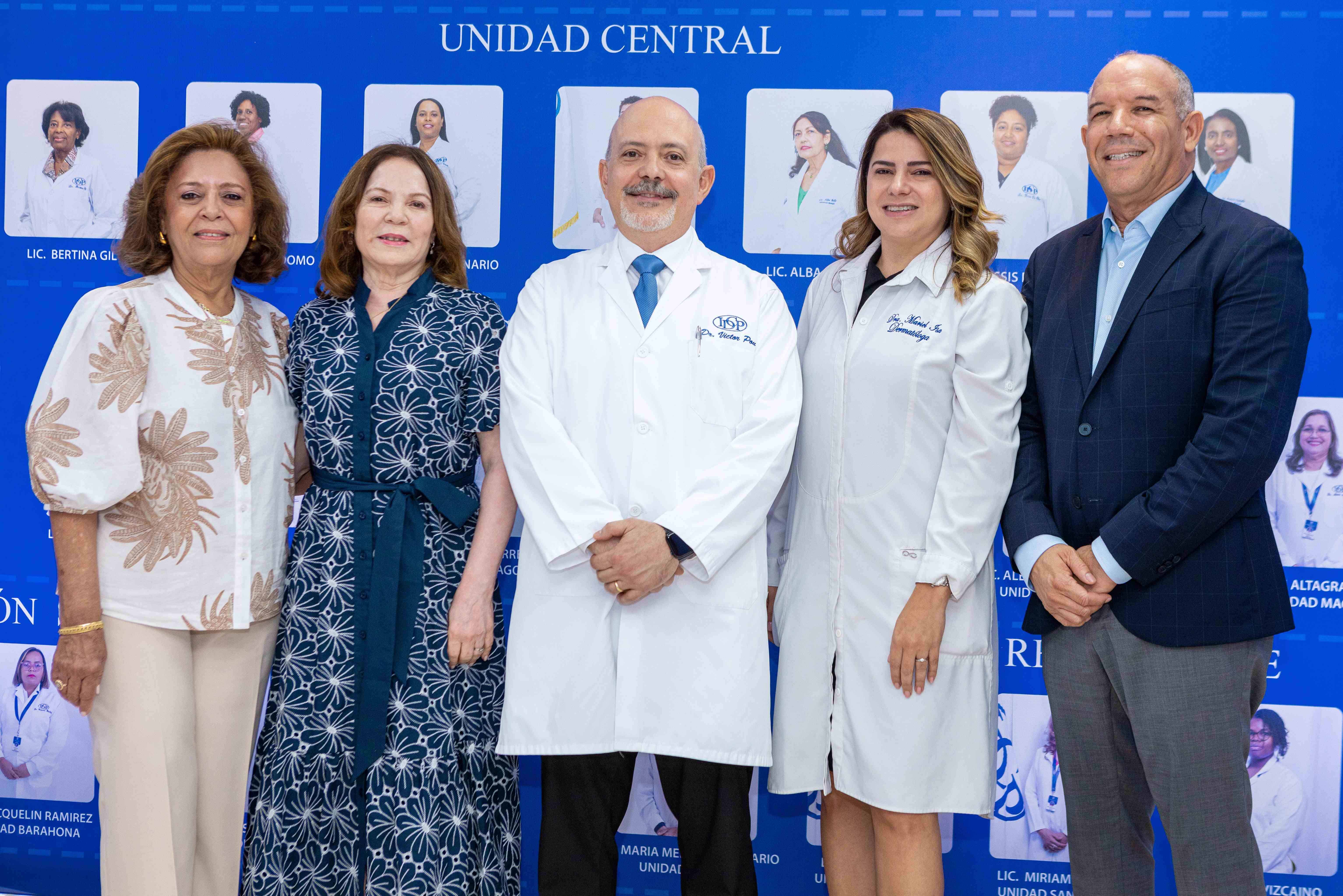 Emma Guzmán, Marina Pimentel de Isa, Víctor Pou, Mariel Isa y José Vicente Ruiz.