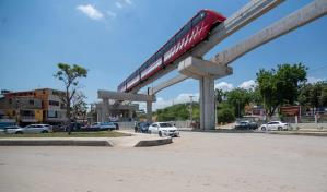 Realizan pruebas estáticas del monorriel de Santiago