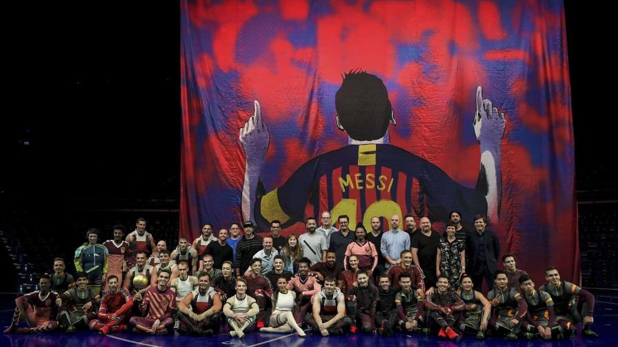 El Circo del Sol rinde tributo en Colombia a Messi con una mezcla de fútbol y tecnología