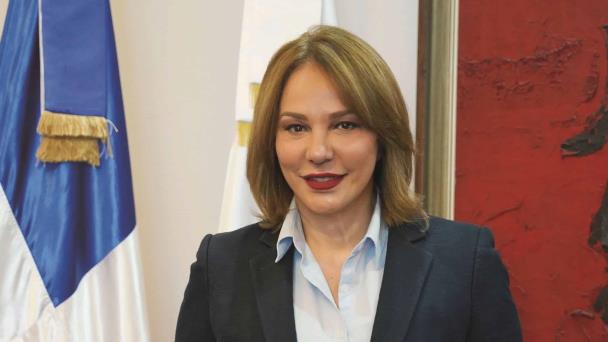 Encuentro de artistas y gestores culturales en seminario