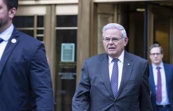 Tercer día del juicio de Bob Menéndez inicia con alegatos de la fiscalía