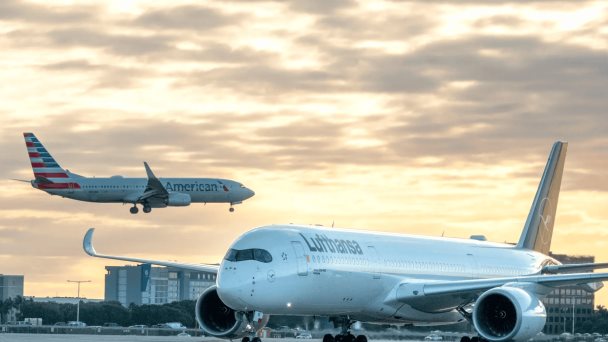 Denuncia y monitoreo, los consejos de EEUU a las aerolíneas contra la migración irregular