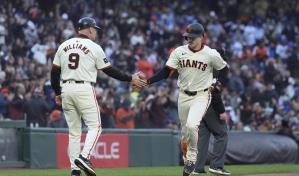 Yastrzemski dispara jonrón y Webb guía a Gigantes a triunfo sobre Dodgers, 4-1