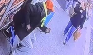 Delincuente apuñala a turista al azar en Times Square