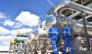 La producción industrial de EE.UU. se mantuvo sin cambios en abril y bajó 0.4 % en un año