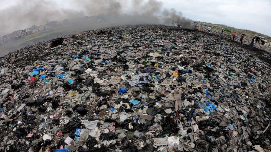 Unos 11.200 millones de toneladas de residuos inundan de basura el planeta cada año