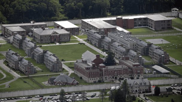 Nuevo refugio para migrantes en Massachusetts genera descontento entre los residentes