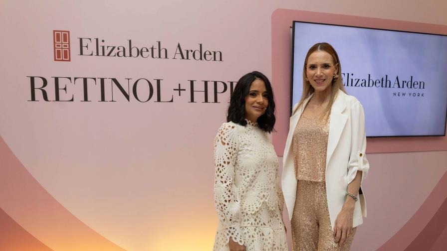 Elizabeth Arden presenta nuevo producto Ceramide Retinol + HPR